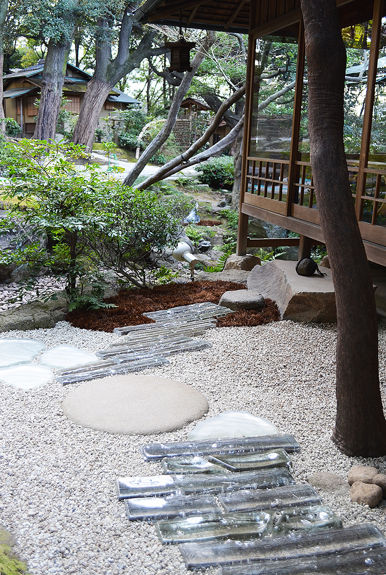 西中千人のガラス 庭園 Garden with Glass NISHINAKA YUKITO